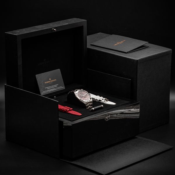 Vacheron Constantin Overseas 4300V/220G-H151
